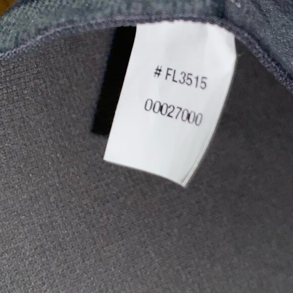 Spanx Look at Me Now $99 Seamless Camo Cropped Leggings XL Black Gray NWOT - Picture 7 of 10